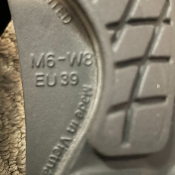 OOFOS OOcloog - Gray Camo Print Recovery Clog -  Womens Size 8 - Picture 7 of 8